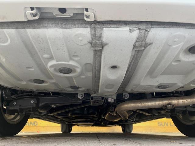 アルファードハイブリッド Ｚ　ムーンルーフ　１４型ディスプレイオーディオ　全周囲カメラ　レーダークルーズ　フリップダウンモニター　デジタルインナーミラー　メモリーシート　シートベンチレーション　パワーバックドア　オットマン　ＥＴＣ（21枚目）