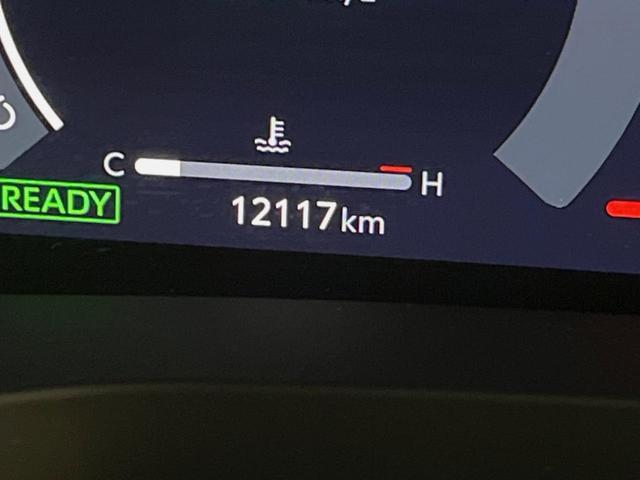 アルファードハイブリッド Ｚ　ムーンルーフ　１４型ディスプレイオーディオ　全周囲カメラ　レーダークルーズ　フリップダウンモニター　デジタルインナーミラー　メモリーシート　シートベンチレーション　パワーバックドア　オットマン　ＥＴＣ（23枚目）