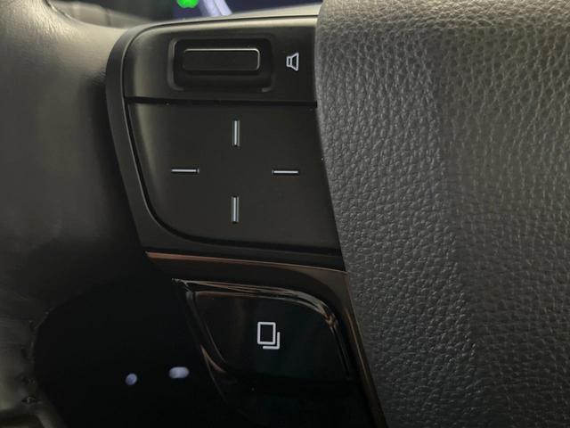 アルファードハイブリッド Ｚ　ムーンルーフ　１４型ディスプレイオーディオ　全周囲カメラ　レーダークルーズ　フリップダウンモニター　デジタルインナーミラー　メモリーシート　シートベンチレーション　パワーバックドア　オットマン　ＥＴＣ（24枚目）