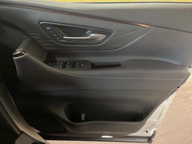 アルファードハイブリッド Ｚ　ムーンルーフ　１４型ディスプレイオーディオ　全周囲カメラ　レーダークルーズ　フリップダウンモニター　デジタルインナーミラー　メモリーシート　シートベンチレーション　パワーバックドア　オットマン　ＥＴＣ（36枚目）