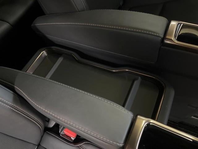アルファードハイブリッド Ｚ　ムーンルーフ　１４型ディスプレイオーディオ　全周囲カメラ　レーダークルーズ　フリップダウンモニター　デジタルインナーミラー　メモリーシート　シートベンチレーション　パワーバックドア　オットマン　ＥＴＣ（43枚目）