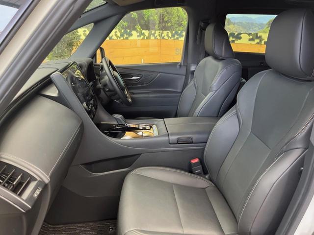 アルファードハイブリッド Ｚ　ムーンルーフ　１４型ディスプレイオーディオ　全周囲カメラ　レーダークルーズ　フリップダウンモニター　デジタルインナーミラー　メモリーシート　シートベンチレーション　パワーバックドア　オットマン　ＥＴＣ（47枚目）