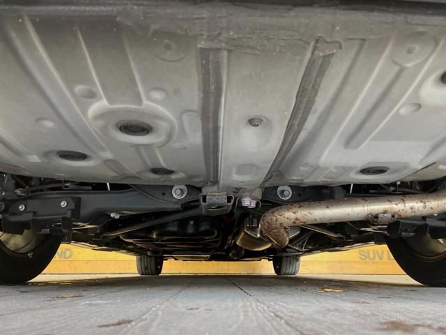 ヴェルファイアハイブリッド Ｚ　プレミア　ガラスルーフ　両側電動ドア　後席モニター　全周囲カメラ　衝突被害軽減システム　１００Ｖ電源　レーダークルーズ　電動リアゲート　レザーシート　前席中列シートエアコン　前席中列パワーシート（19枚目）