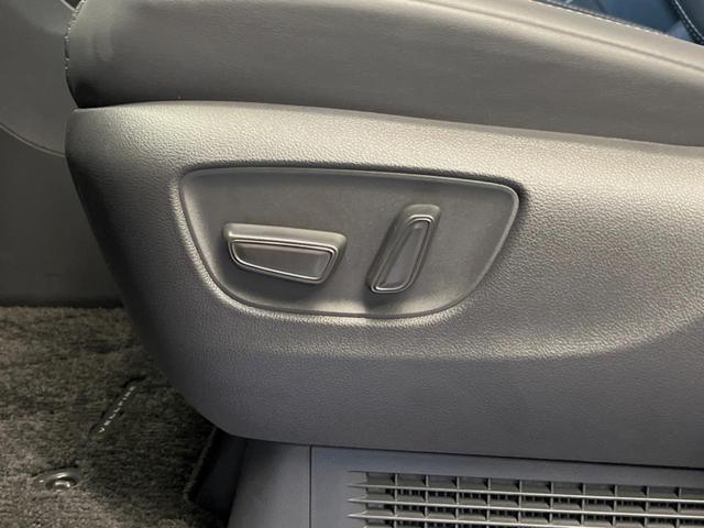 ヴェルファイアハイブリッド Ｚ　プレミア　ガラスルーフ　両側電動ドア　後席モニター　全周囲カメラ　衝突被害軽減システム　１００Ｖ電源　レーダークルーズ　電動リアゲート　レザーシート　前席中列シートエアコン　前席中列パワーシート（25枚目）