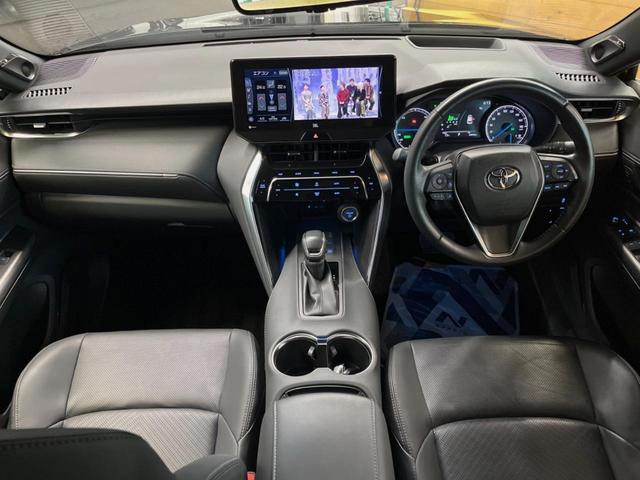 ハリアーハイブリッド Z レザーパッケージ モデリスタエアロ 12.3インチメーカーナビ バックカメラ セーフティセンス レーダークルーズ ブラインドスポットモニター LEDヘッド 黒革シート シートベンチレーション 19インチアルミ ETC(2枚目)