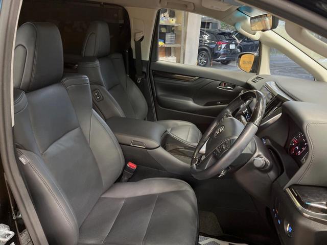 アルファード 2.5S Cパッケージ 9型ディスプレイオーディオ サンルーフ 後席モニター 禁煙車 バックカメラ ETC デジタルインナーミラー シートベンチレーション ブラインドスポットモニター ウッドコンビステアリング LEDヘッド(7枚目)