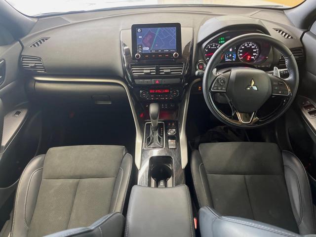 エクリプスクロス ブラックエディション 禁煙車 サンルーフ ディスプレイオーディオ 全周囲カメラ マイパイロット パワーシート パワーバックドア 合皮レザーシート 18インチアルミ オートブレーキホールド シートヒーター Bluetooth(2枚目)