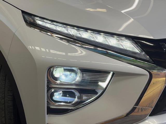 エクリプスクロス ブラックエディション 禁煙車 サンルーフ ディスプレイオーディオ 全周囲カメラ マイパイロット パワーシート パワーバックドア 合皮レザーシート 18インチアルミ オートブレーキホールド シートヒーター Bluetooth(14枚目)