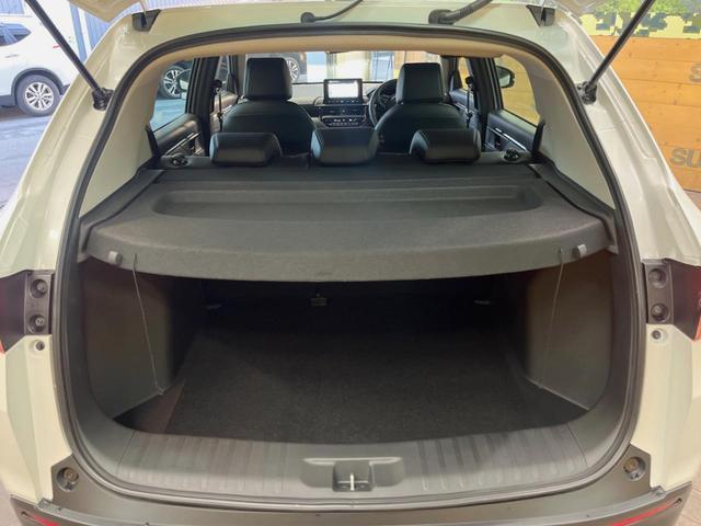 WR-V Z ブラックスタイル 登録済未使用車 純正8インチナビ バックカメラ 衝突被害軽減システム レーダークルーズ コーナーセンサー スマートキー LEDヘッド 車線逸脱警報 オートライト グレード専用純正17インチアルミ(10枚目)