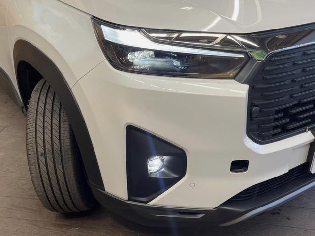 WR-V Z ブラックスタイル 登録済未使用車 純正8インチナビ バックカメラ 衝突被害軽減システム レーダークルーズ コーナーセンサー スマートキー LEDヘッド 車線逸脱警報 オートライト グレード専用純正17インチアルミ(12枚目)