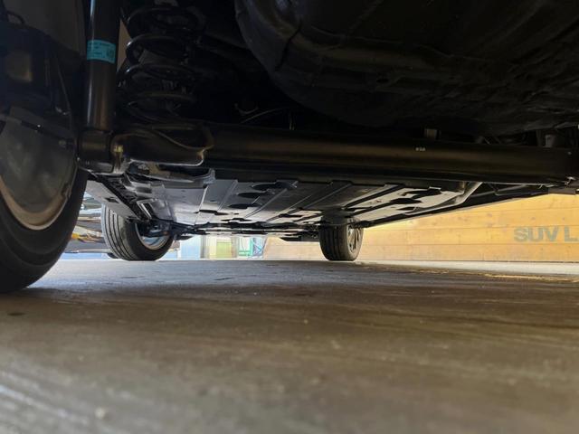 WR-V Z ブラックスタイル 登録済未使用車 純正8インチナビ バックカメラ 衝突被害軽減システム レーダークルーズ コーナーセンサー スマートキー LEDヘッド 車線逸脱警報 オートライト グレード専用純正17インチアルミ(19枚目)