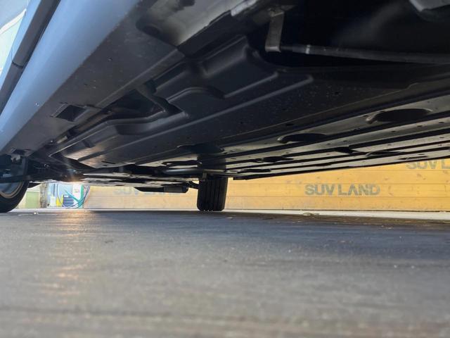 WR-V Z ブラックスタイル 登録済未使用車 純正8インチナビ バックカメラ 衝突被害軽減システム レーダークルーズ コーナーセンサー スマートキー LEDヘッド 車線逸脱警報 オートライト グレード専用純正17インチアルミ(25枚目)