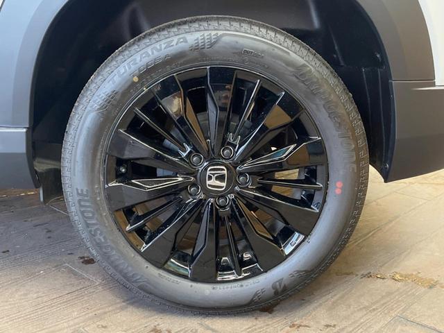 WR-V Z ブラックスタイル 登録済未使用車 純正8インチナビ バックカメラ 衝突被害軽減システム レーダークルーズ コーナーセンサー スマートキー LEDヘッド 車線逸脱警報 オートライト グレード専用純正17インチアルミ(26枚目)