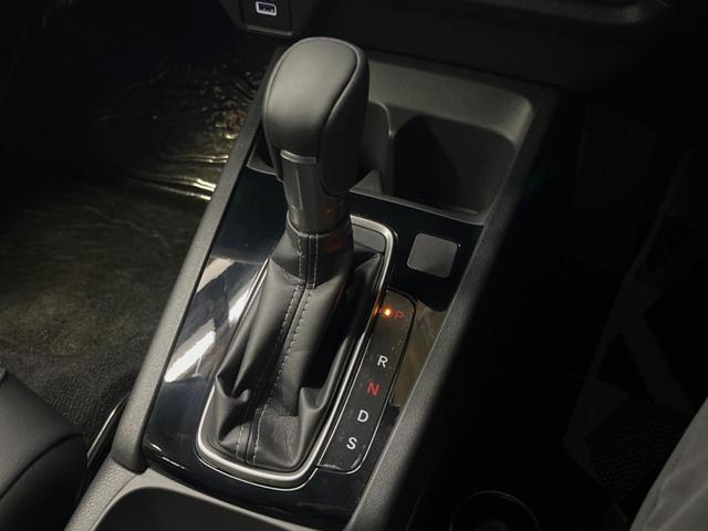 WR-V Z ブラックスタイル 登録済未使用車 純正8インチナビ バックカメラ 衝突被害軽減システム レーダークルーズ コーナーセンサー スマートキー LEDヘッド 車線逸脱警報 オートライト グレード専用純正17インチアルミ(39枚目)