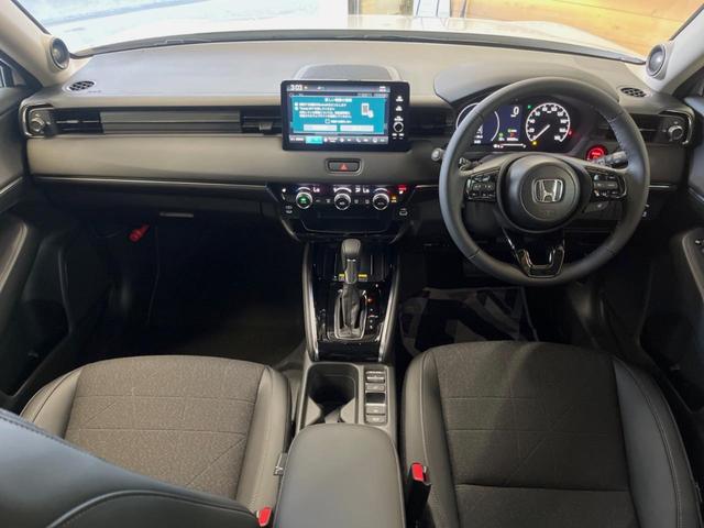 ヴェゼル e:HEV Z 登録済未使用車 ホンダコネクトディスプレイ 全周囲カメラ ホンダセンシング レーダークルーズ ハンズフリーパワーバックドア ブラインドスポットモニター シーケンシャルターンランプ シートヒーター(2枚目)