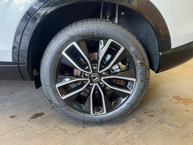 ヴェゼル e:HEV Z 登録済未使用車 ホンダコネクトディスプレイ 全周囲カメラ ホンダセンシング レーダークルーズ ハンズフリーパワーバックドア ブラインドスポットモニター シーケンシャルターンランプ シートヒーター(13枚目)