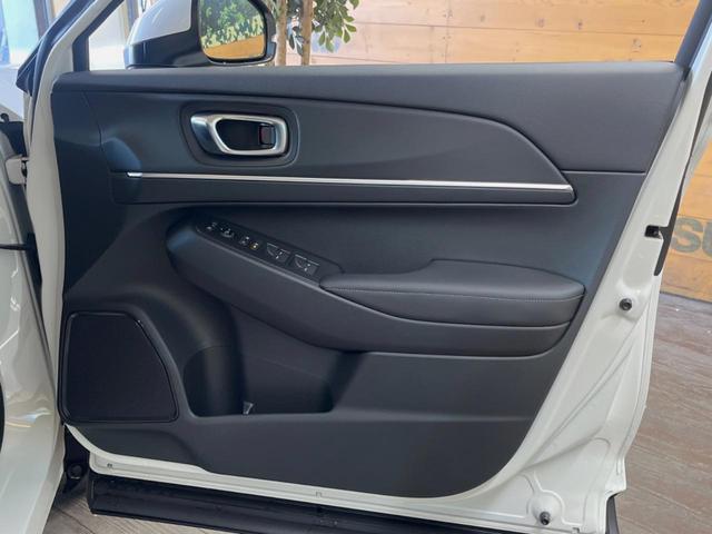 ヴェゼル e:HEV Z 登録済未使用車 ホンダコネクトディスプレイ 全周囲カメラ ホンダセンシング レーダークルーズ ハンズフリーパワーバックドア ブラインドスポットモニター シーケンシャルターンランプ シートヒーター(30枚目)