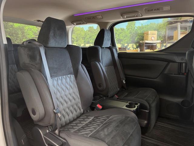 ヴェルファイア ２．５Ｚ　Ａエディション　ＢＩＧ－Ｘ１１型ナビ　１２型後席モニター　バックカメラ　セーフティセンス　レーダークルーズ　純正１７インチアルミ　両側パワースライドドア　ＬＥＤヘッドライト　ＥＴＣ　Ｂｌｕｅｔｏｏｔｈ　スマートキー（9枚目）