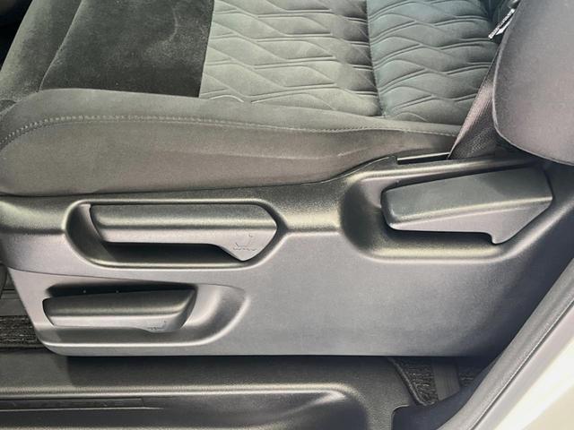 ヴェルファイア ２．５Ｚ　Ａエディション　ＢＩＧ－Ｘ１１型ナビ　１２型後席モニター　バックカメラ　セーフティセンス　レーダークルーズ　純正１７インチアルミ　両側パワースライドドア　ＬＥＤヘッドライト　ＥＴＣ　Ｂｌｕｅｔｏｏｔｈ　スマートキー（22枚目）