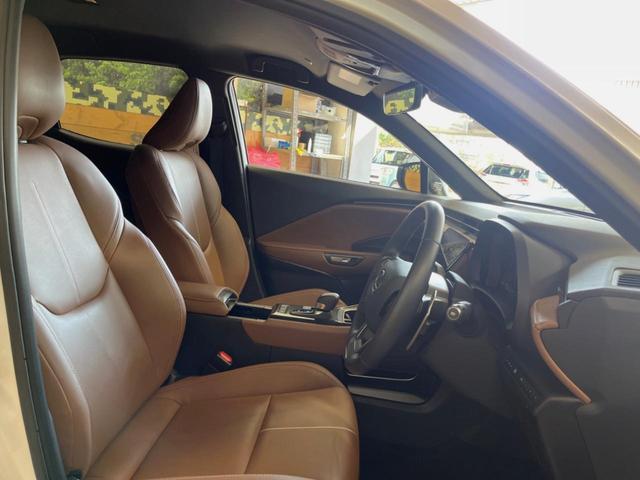 LBX リラックス 禁煙車 9.8インチディスプレイオーディオ 全周囲カメラ レーダークルーズ パワーバックドア ブラインドスポットモニター シートメモリー ETC LEDヘッド クリアランスソナー 衝突軽減 茶革シート(9枚目)