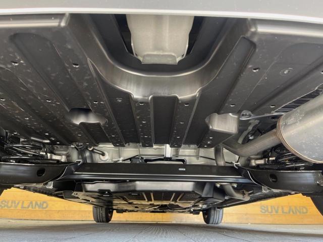 フリード クロスター　登録済未使用　レーダークルーズコントロール　両側電動スライドドア　ホンダセンシング　シートヒーター　　スマートキー　革巻きステアリング　１５インチ純正アルミ　ルーフレール　ＬＥＤヘッドライト（19枚目）