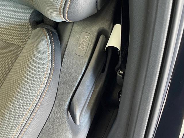 フリード クロスター　登録済未使用　レーダークルーズコントロール　両側電動スライドドア　ホンダセンシング　シートヒーター　　スマートキー　革巻きステアリング　１５インチ純正アルミ　ルーフレール　ＬＥＤヘッドライト（22枚目）