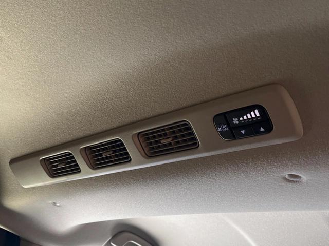 フリード クロスター　登録済未使用　レーダークルーズコントロール　両側電動スライドドア　ホンダセンシング　シートヒーター　　スマートキー　革巻きステアリング　１５インチ純正アルミ　ルーフレール　ＬＥＤヘッドライト（26枚目）