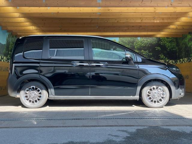 フリード クロスター　登録済未使用　レーダークルーズコントロール　両側電動スライドドア　ホンダセンシング　シートヒーター　　スマートキー　革巻きステアリング　１５インチ純正アルミ　ルーフレール　ＬＥＤヘッドライト（46枚目）