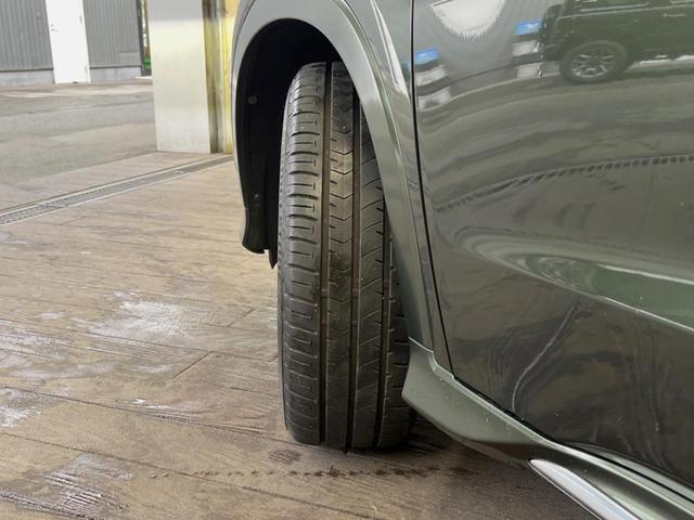 ヴェゼル ハイブリッドＺ・ホンダセンシング　禁煙車　純正ＳＤナビ　バックカメラ　ホンダセンシング　レーダークルーズコントロール　シートヒーター　ハーフレザーシート　トノボード　純正革巻きステアリング　１７インチ純正アルミ　デュアルオートエアコン（36枚目）