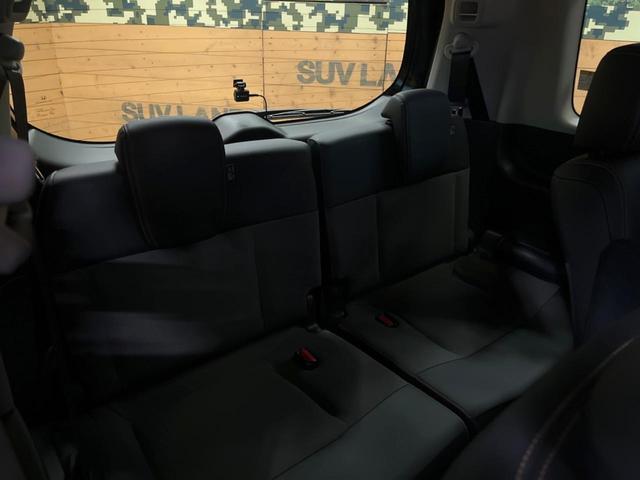 フリード e:HEVクロスター 6人乗り 禁煙車 純正11.4インチナビ バックカメラ 両側電動スライドドア シートヒーター ホンダセンシング アルミルーフレール LEDヘッドライト オートハイビーム ブラインドスポット ETC(10枚目)