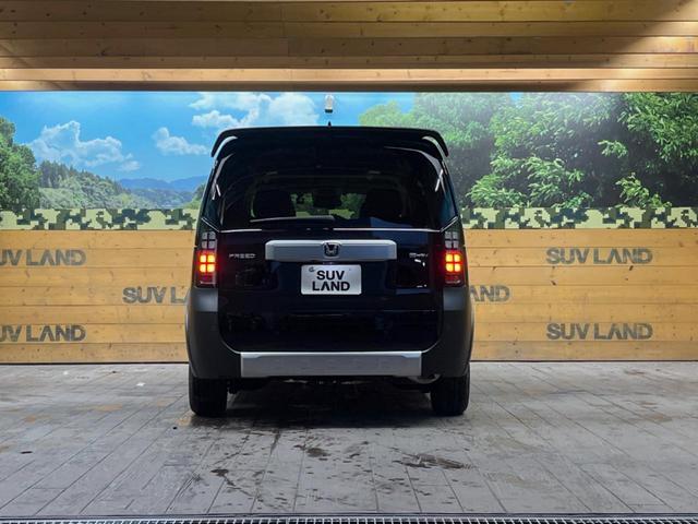 フリード e:HEVクロスター 6人乗り 禁煙車 純正11.4インチナビ バックカメラ 両側電動スライドドア シートヒーター ホンダセンシング アルミルーフレール LEDヘッドライト オートハイビーム ブラインドスポット ETC(16枚目)