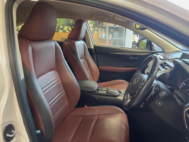 NX NX200t Iパッケージ 純正SDナビ バックカメラ 衝突被害軽減システム レーダークルーズ 禁煙車 前席シートヒーター メモリー機能付きパワーシート コーナーセンサー 角型三眼LEDヘッド ビルトインETC(8枚目)