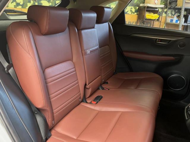 NX NX200t Iパッケージ 純正SDナビ バックカメラ 衝突被害軽減システム レーダークルーズ 禁煙車 前席シートヒーター メモリー機能付きパワーシート コーナーセンサー 角型三眼LEDヘッド ビルトインETC(9枚目)