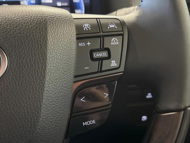 【レーダークルーズコントロール】高速道路での長距離走行が楽に！！自動で速度を保つクルーズコントロールが、衝突軽減システムと連携し、前方の車両を感知して車間を保つように速度調節してくれます！！