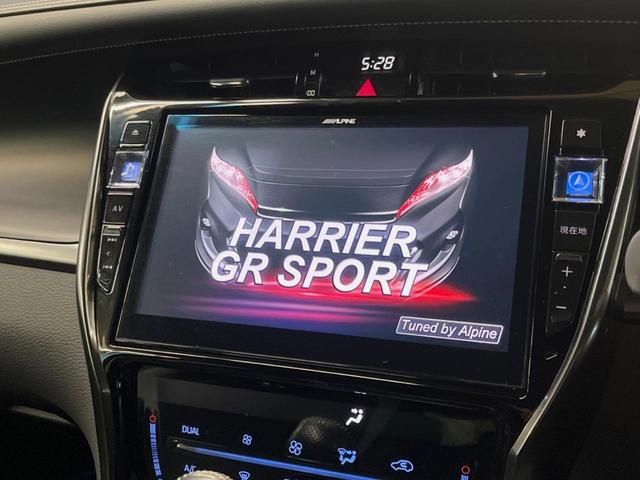 【ＢＩＧ-Ｘ１０インチナビ】人気の大画面ＢＩＧ-Ｘナビを装備。専用設計で車内の雰囲気にマッチ！ナビ利用時のマップ表示は見やすく、テレビやＤＶＤは臨場感がアップ！いつものドライブがグッと楽しくなります♪