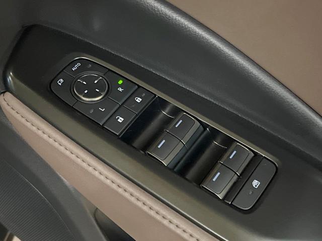 LBX エレガント 9.8型ディスプレイオーディオ 禁煙車 全周囲カメラ レーダークルーズ ブラインドスポットモニター パワーバックドア 純正18インチアルミ クリアランスソナー 茶革シート LEDヘッド(29枚目)