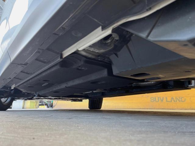 ＵＸ ＵＸ２５０ｈ　バージョンＬ　禁煙車　純正１０．３型ナビ　全周囲カメラ　セーフティシステムプラス　シートベンチレーション　ブラインドスポットモニター　メモリー機能付きパワーシート　ハンズフリーパワーバックドア　純正１８インチアルミ（20枚目）