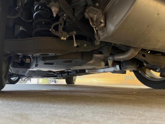 ＵＸ ＵＸ２５０ｈ　バージョンＬ　禁煙車　純正１０．３型ナビ　全周囲カメラ　セーフティシステムプラス　シートベンチレーション　ブラインドスポットモニター　メモリー機能付きパワーシート　ハンズフリーパワーバックドア　純正１８インチアルミ（40枚目）