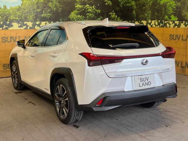 ＵＸ ＵＸ２５０ｈ　バージョンＬ　禁煙車　純正１０．３型ナビ　全周囲カメラ　セーフティシステムプラス　シートベンチレーション　ブラインドスポットモニター　メモリー機能付きパワーシート　ハンズフリーパワーバックドア　純正１８インチアルミ（61枚目）