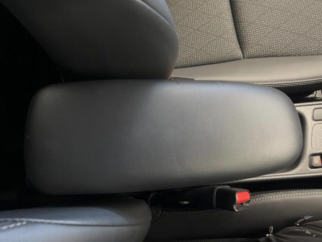 ヤリスクロス Ｚ　純正８型ディスプレイオーディオ　全周囲カメラ　セーフティセンス　レーダークルーズコントロール　禁煙車　ハーフレザーシート　パワーシート　ドライブレコーダー　ブラインドスポットモニター　ＥＴＣ（47枚目）