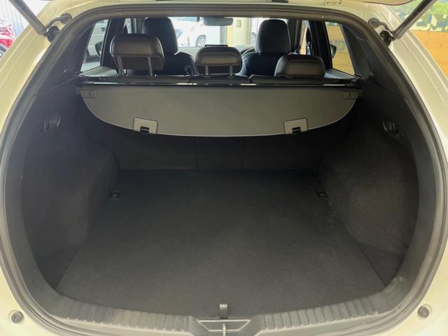 ＣＸ－５ ＸＤ　エクスクルーシブモード　特別仕様車　ＢＯＳＥサウンドシステム　８型マツダコネクトナビ　全周囲カメラ　レーダークルーズ　メモリー機能付きパワーシート　ブラインドスポットモニター　シートベンチレーション　ＥＴＣ　ナッパ革シート（10枚目）