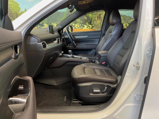 ＣＸ－５ ＸＤ　エクスクルーシブモード　特別仕様車　ＢＯＳＥサウンドシステム　８型マツダコネクトナビ　全周囲カメラ　レーダークルーズ　メモリー機能付きパワーシート　ブラインドスポットモニター　シートベンチレーション　ＥＴＣ　ナッパ革シート（30枚目）