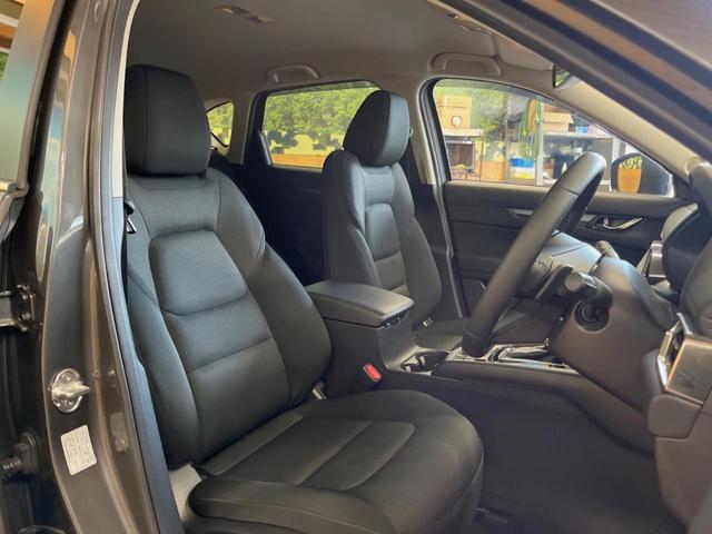 ＣＸ－５ ＸＤ　プロアクティブ　禁煙車　８．８インチマツダコネクトナビ　全周囲カメラ　レーダークルーズコントロール　ブラインドスポットモニター　メモリー機能付きパワーシート　パワーバックドア　ＬＥＤヘッドランプ　ＥＴＣ　スマートキー（36枚目）
