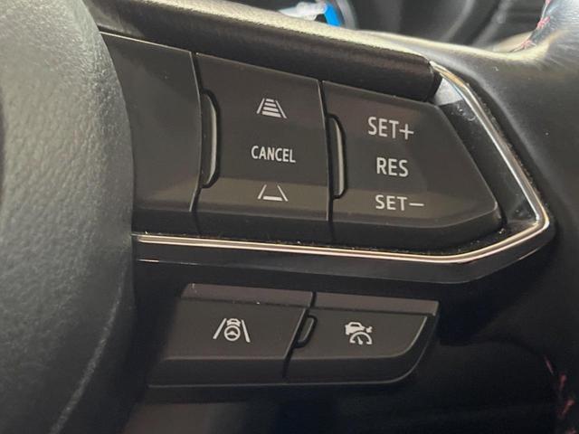 ＣＸ－５ ＸＤ　ブラックトーンエディション　１０．２５インチマツダコネクト　全周囲カメラ　衝突軽減　レーダークルーズ　ブラインドスポットモニター　パワーバックドア　ハーフレザーシート　グレード専用１９インチアルミ　ＬＥＤヘッド　スマートキー（5枚目）