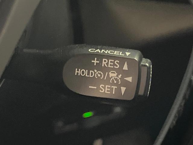 C-HR G 純正ナビ バックカメラ セーフティセンス レーダークルーズ ブラインドスポットモニター ハーフレザーシート シーケンシャルターンランプ 18インチアルミ シートヒーター デュアルオートエアコン ETC(5枚目)