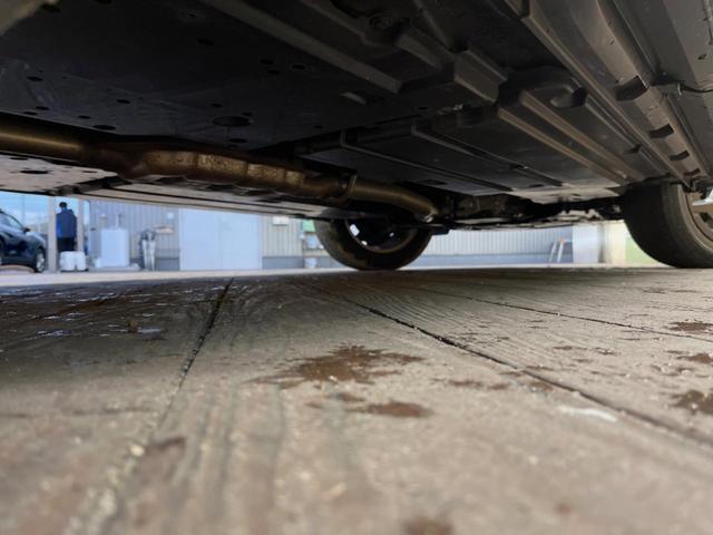 フォレスター Ｘ－ブレイク　純正ビルトインナビ　フロント・サイド・バックカメラ　アイサイト　レーダークルーズ　全席シートヒーター　デジタルインナーミラー　パワーバックドア　グレード専用１７インチアルミ　ＬＥＤヘッド　スマートキー（20枚目）