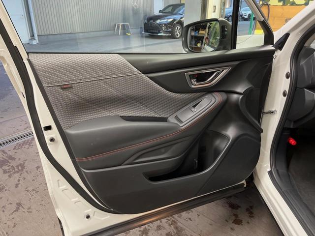 フォレスター Ｘ－ブレイク　純正ビルトインナビ　フロント・サイド・バックカメラ　アイサイト　レーダークルーズ　全席シートヒーター　デジタルインナーミラー　パワーバックドア　グレード専用１７インチアルミ　ＬＥＤヘッド　スマートキー（42枚目）