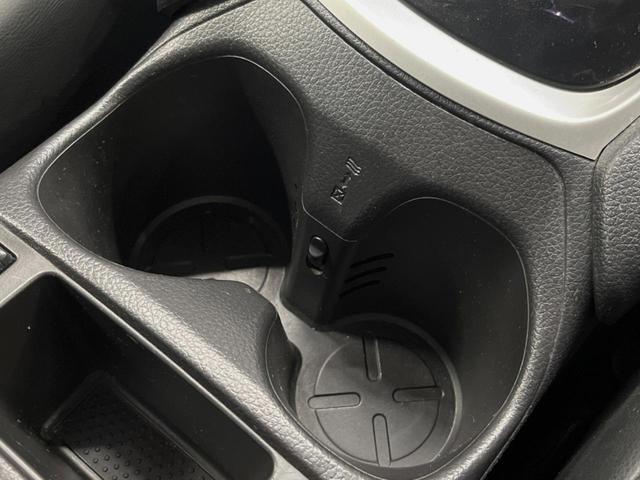 エクストレイル ２０Ｘ　エマージェンシーブレーキパッケージ　純正ナビ　全周囲カメラ　衝突被害軽減システム　禁煙車　ハンズフリーパワーバックドア　ドライブレコーダー　ＬＥＤヘッド　ビルトインＥＴＣ　純正１７インチアルミ　シートヒーター　クルーズコントロール（31枚目）