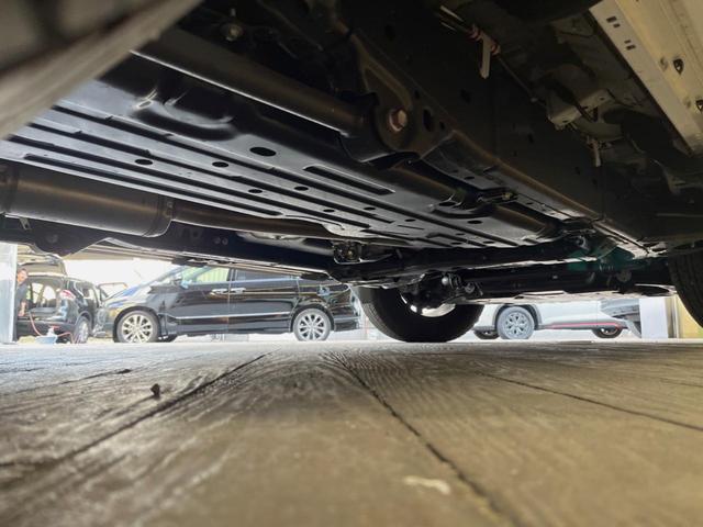 ランドクルーザー２５０ ＶＸ　ディーゼル　サンルーフ　１２．３インチディスプレイオーディオ　全周囲カメラ　セーフティセンス　レーダークルーズ　ブラインドスポットモニター　デジタルインナーミラー　ＬＥＤヘッド　純正１８インチアルミ（28枚目）