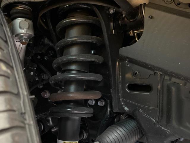 ランドクルーザー２５０ ＶＸ　ディーゼル　サンルーフ　１２．３インチディスプレイオーディオ　全周囲カメラ　セーフティセンス　レーダークルーズ　ブラインドスポットモニター　デジタルインナーミラー　ＬＥＤヘッド　純正１８インチアルミ（29枚目）